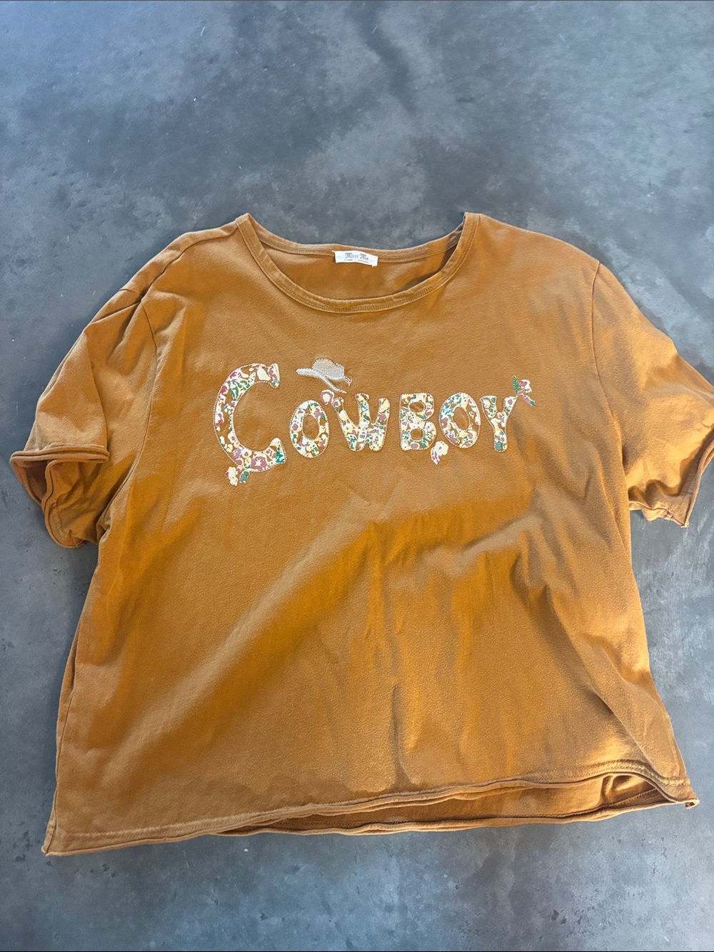 Miss me cowboy tshirt XL